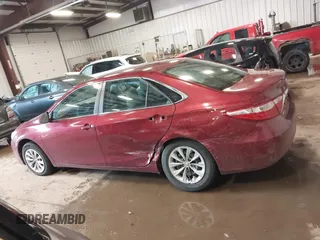 2017 Toyota Camry XLE with VIN 4T1BF1FK5HU692603, listed as a IAAI auction lot 41627917 with 21,986 mi miles. Bid and sale history available at carsss.com. Image 14.