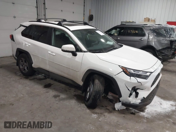 2024 Toyota RAV4 XLE with VIN 2T3P1RFV9RW488635, listed as a IAAI auction lot 41719200 with 6,175 mi miles. Bid and sale history available at carsss.com. Image 1.