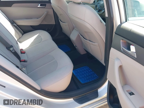 2015 Hyundai Sonata SE with VIN 5NPE24AF9FH041944, listed as a IAAI auction lot 42107263 with 158,270 mi miles and . Bid and sale history available at DreamBid. Image 8.