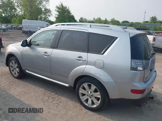 2009 Mitsubishi Outlander SE with VIN JA4LT31W09Z014816, listed as a IAAI auction lot 42399219 with 188,136 mi miles and . Bid and sale history available at DreamBid. Image 3.