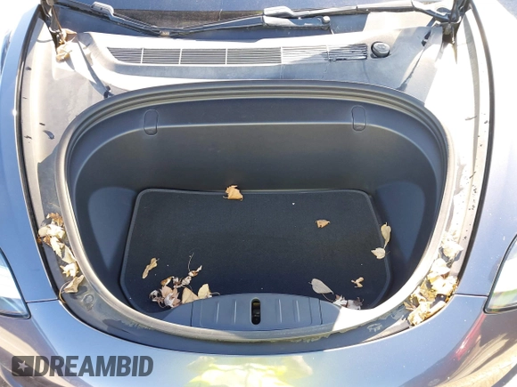2018 Tesla Model 3 Long Range Battery with VIN 5YJ3E1EB6JF122167, listed as a IAAI auction lot 41761710 with 76,199 mi miles and . Bid and sale history available at DreamBid. Image 10.