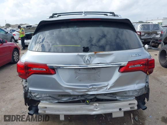 2018 Acura MDX with VIN 5J8YD3H3XJL003576, listed as a IAAI auction lot 41488826 with 92,322 mi miles and . Bid and sale history available at carsss.com. Image 17.