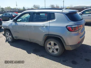 2022 Jeep Compass Latitude with VIN 3C4NJDBB0NT230866, listed as a IAAI auction lot 41979792 with 53,146 mi miles and . Bid and sale history available at DreamBid. Image 3.
