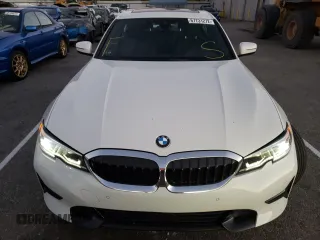 2019 BMW 3 Series 330i with VIN WBA5R1C53KFH24354, listed as a Copart auction lot 67731272 with 26,107 mi miles. Bid and sale history available at carsss.com. Image 5.