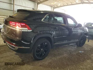2023 Volkswagen Atlas SEL with VIN 1V2BE2CA0PC203732, listed as a Copart auction lot 67001574 with 30,018 mi miles and Salvage title. Bid and sale history available at DreamBid. Image 3.