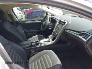 2013 Ford Fusion SE with VIN 3FA6P0H77DR142672, listed as a IAAI auction lot 42020743 with 158,375 mi miles. Bid and sale history available at carsss.com. Image 5.