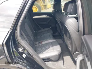 2018 Audi SQ5 Premium Plus z VIN WA1A4AFYXJ2169180, wystawiony jako IAAI lot #42471340 z przebiegiem 57 235 mil mil oraz . Historia ofert i sprzedaży dostępna na DreamBid. Obrazek 8.