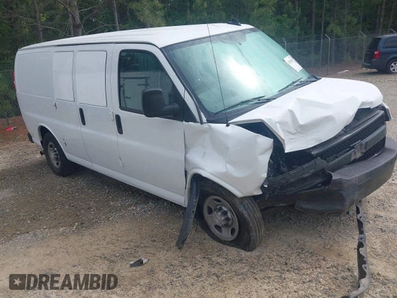 2020 Chevrolet Express Cargo with VIN 1GCWGAFP7L1128105, listed as a IAAI auction lot 42186923 with 183,036 mi miles and . Bid and sale history available at DreamBid. Image 1.