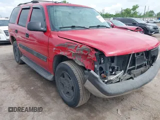 2004 Chevrolet Tahoe LS z VIN 1GNEC13Z54R214827, wystawiony jako IAAI lot #42110221 z przebiegiem 227 560 mil mil oraz . Historia ofert i sprzedaży dostępna na DreamBid. Obrazek 1.
