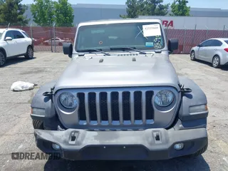 2020 Jeep Wrangler Unlimited Sport S с VIN 1C4HJXDN3LW268895, выставлен на аукционе IAAI как лот 42555660 с пробегом 60 962 миль миль и . История ставок и продаж доступна на DreamBid. Изображение 12.