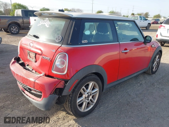 2013 MINI Hardtop S with VIN WMWSV3C56DT392499, listed as a IAAI auction lot 41855073 with 55,403 mi miles and . Bid and sale history available at DreamBid. Image 4.