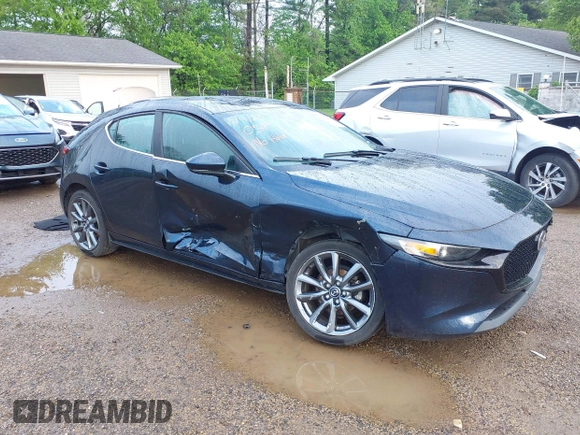 2020 Mazda 3 with VIN JM1BPALM1L1158967, listed as a IAAI auction lot 42196832 with 43,519 mi miles and . Bid and sale history available at DreamBid. Image 1.
