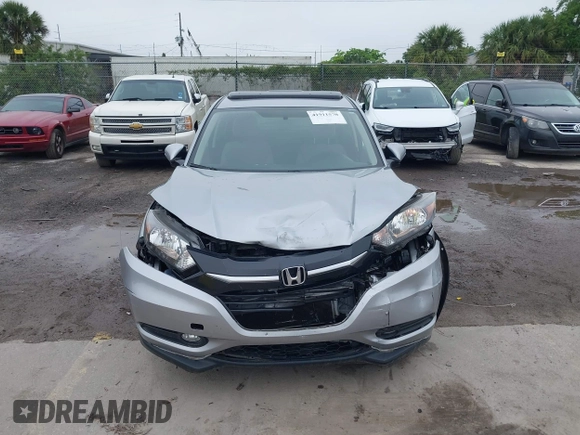 2017 Honda HR-V EX with VIN 3CZRU5H58HM724188, listed as a IAAI auction lot 41911570 with 100,132 mi miles. Bid and sale history available at carsss.com. Image 6.