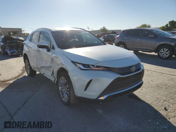 2021 Toyota Venza LE with VIN JTEAAAAHXMJ052288, listed as a Copart auction lot 63610772 with 16,961 mi miles. Bid and sale history available at carsss.com. Image 1.