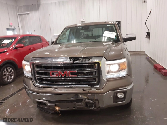 2014 GMC Sierra 1500 SLT with VIN 1GTV2VEC9EZ153530, listed as a IAAI auction lot 41647250 with 124,171 mi miles. Bid and sale history available at carsss.com. Image 13.