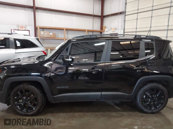 2018 Jeep Renegade Latitude with VIN ZACCJABB8JPJ22452, listed as a IAAI auction lot 42419654 with 60,086 mi miles and . Bid and sale history available at DreamBid. Image 14.