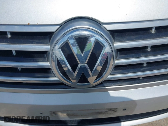 2013 Volkswagen CC R-Line с VIN WVWBN7AN6DE509404, выставлен на аукционе IAAI как лот 42375397 с пробегом 156 655 миль миль и . История ставок и продаж доступна на DreamBid. Изображение 6.