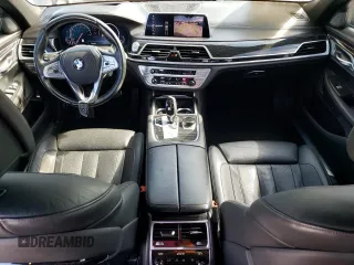 2019 BMW 7 Series 740i xDrive with VIN WBA7E4C50KGV70540, listed as a Copart auction lot 66922083 with 47,529 mi miles. Bid and sale history available at carsss.com. Image 8.
