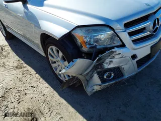 2012 Mercedes-Benz GLK-Class GLK 350 with VIN WDCGG8HB7CF740994, listed as a IAAI auction lot 41640548 with 97,332 mi miles. Bid and sale history available at carsss.com. Image 6.