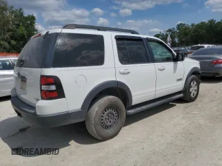 2007 Ford Explorer XLT with VIN 1FMEU63E07UA82430, listed as a Copart auction lot 54301185 with 189,085 mi miles and Salvage Title. Bid and sale history available at carsss.com. Image 3.