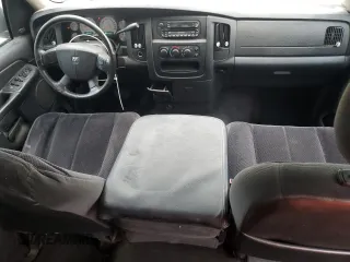 2005 Dodge 1500 SLT with VIN 1D7HU18D15J594982, listed as a Copart auction lot 55433245 with 279,399 mi miles and Salvage Title. Bid and sale history available at DreamBid. Image 8.