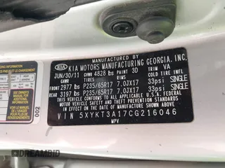 2012 Kia Sorento LX with VIN 5XYKT3A17CG216046, listed as a IAAI auction lot 39268223 with 188,886 mi miles. Bid and sale history available at carsss.com. Image 9.