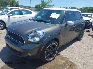 2012 MINI Countryman S z VIN WMWZC3C55CWL83472, wystawiony jako IAAI lot #42289981 z przebiegiem 101 812 mil mil oraz . Historia ofert i sprzedaży dostępna na DreamBid. Obrazek 17.