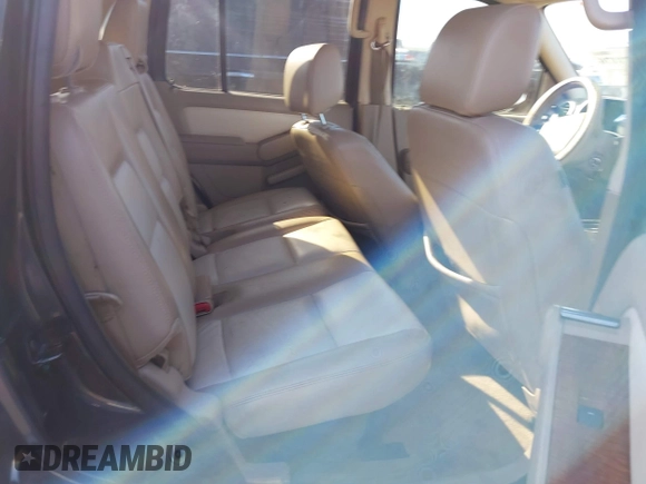2007 Ford Explorer Eddie Bauer с VIN 1FMEU64E87UA42370, выставлен на аукционе IAAI как лот 41871176 с пробегом 156 223 миль миль и . История ставок и продаж доступна на DreamBid. Изображение 8.