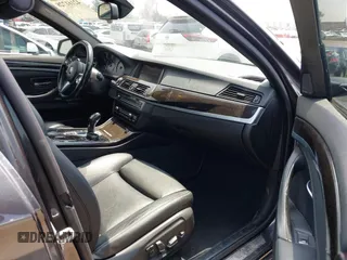 2014 BMW 5 Series 550i z VIN WBAKN9C57ED681969, wystawiony jako IAAI lot #42161728 z przebiegiem 88 077 mil mil oraz . Historia ofert i sprzedaży dostępna na DreamBid. Obrazek 5.