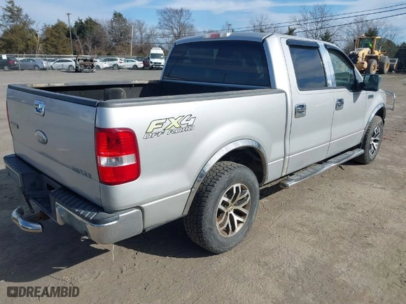 2008 Ford F-150 XLT with VIN 1FTPW12V58FA30390, listed as a IAAI auction lot 41718134 with 220,448 mi miles. Bid and sale history available at carsss.com. Image 4.