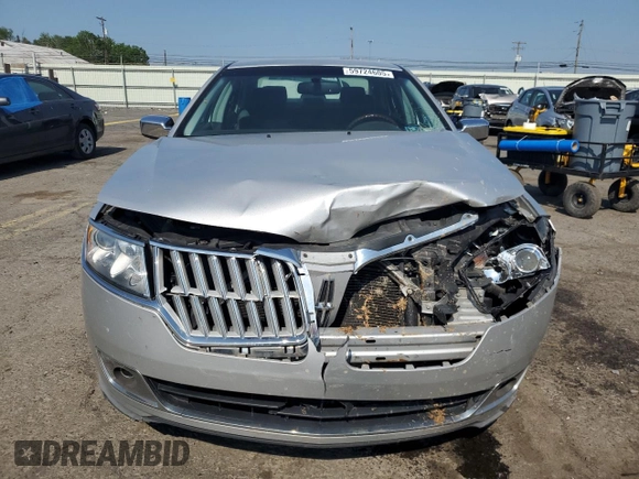 2011 Lincoln MKZ with VIN 3LNHL2GC6BR752841, listed as a Copart auction lot 59724605 with 139,321 mi miles and Salvage title. Bid and sale history available at DreamBid. Image 5.
