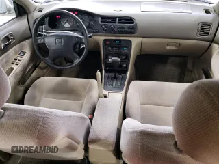 1997 Honda Accord LX with VIN JHMCD5630VC015585, listed as a Copart auction lot 52166155 with 121,820 mi miles and Salvage Title. Bid and sale history available at carsss.com. Image 8.