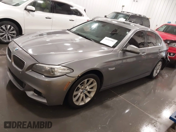 2014 BMW 5 Series 535i xDrive with VIN WBA5B3C56ED292646, listed as a IAAI auction lot 41925997 with 157,152 mi miles and . Bid and sale history available at carsss.com. Image 21.