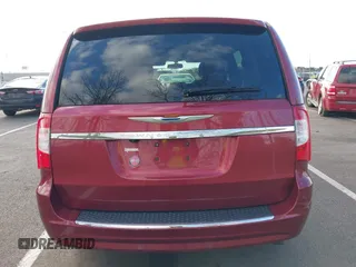 2012 Chrysler Town & Country Touring-L with VIN 2C4RC1CG3CR413148, listed as a IAAI auction lot 42040272 with 137,631 mi miles. Bid and sale history available at carsss.com. Image 16.