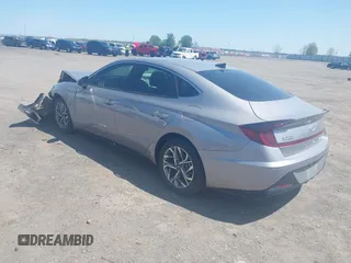 2023 Hyundai Sonata SEL with VIN KMHL64JA9PA268605, listed as a IAAI auction lot 41969724 with 43,150 mi miles and . Bid and sale history available at DreamBid. Image 3.
