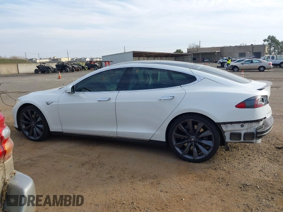2012 Tesla Model S Performance with VIN 5YJSA1DP7CFS01032, listed as a IAAI auction lot 41423925 with 18,070 mi miles. Bid and sale history available at carsss.com. Image 14.