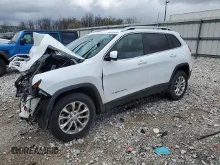 2019 Jeep Cherokee Latitude z VIN 1C4PJMCB4KD367480, wystawiony jako Copart lot #49639655 z przebiegiem 54 508 mil mil oraz Szkoda całkowita • Salvage title. Historia ofert i sprzedaży dostępna na DreamBid. Obrazek 1.