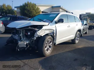 2014 Toyota Highlander XLE with VIN 5TDKKRFH9ES032261, listed as a IAAI auction lot 41429104 with 155,174 mi miles. Bid and sale history available at carsss.com. Image 17.