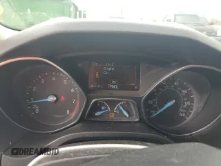 2018 Ford Focus SE with VIN 1FADP3F27JL245584, listed as a Copart auction lot 88927025 with 96,216 mi miles and Salvage Title. Bid and sale history available at carsss.com. Image 9.