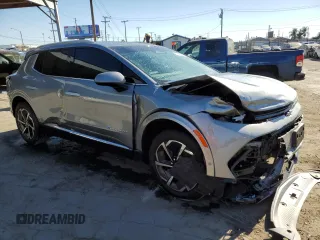 2024 Chevrolet Equinox EV LT z VIN 3GN7DLRP4RS271032, wystawiony jako Copart lot #77460884 z przebiegiem 6 093 mil mil oraz Szkoda całkowita • Salvage title. Historia ofert i sprzedaży dostępna na DreamBid. Obrazek 4.