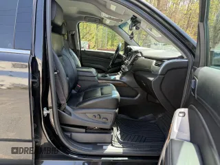 2017 Chevrolet Suburban LT with VIN 1GNSKHKC6HR17735, listed as a Copart auction lot 55303635 with 257,376 mi miles and Clean Title. Bid and sale history available at carsss.com. Image 5.