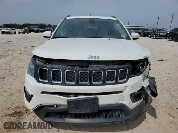 2020 Jeep Compass Latitude with VIN 3C4NJCBB4LT142992, listed as a Copart auction lot 51227255 with 72,935 mi miles and Salvage title. Bid and sale history available at DreamBid. Image 5.