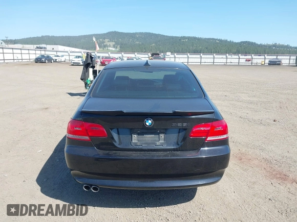 2010 BMW 3 Series z VIN WBAWV5C56AP081978, wystawiony jako IAAI lot #42170650 z przebiegiem 143 061 mil mil oraz . Historia ofert i sprzedaży dostępna na DreamBid. Obrazek 16.