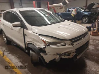 2013 Ford Escape SEL with VIN 1FMCU9H98DUD82751, listed as a IAAI auction lot 41575198 with 166,580 mi miles. Bid and sale history available at carsss.com. Image 1.