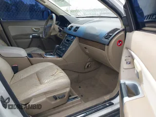 2011 Volvo XC90 I6 with VIN YV4952CYXB1582608, listed as a IAAI auction lot 42055123 with 172,463 mi miles and . Bid and sale history available at DreamBid. Image 5.