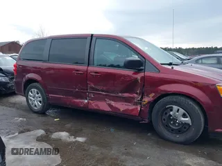 2017 Dodge Grand Caravan SE z VIN 2C4RDGBG8HR793970, wystawiony jako IAAI lot #41691933 z przebiegiem 107 055 mil mil oraz . Historia ofert i sprzedaży dostępna na DreamBid. Obrazek 13.