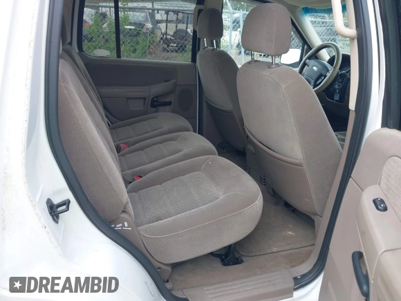 2002 Ford Explorer XLT with VIN 1FMZU63E02UC91029, listed as a IAAI auction lot 41903605 with 249,827 mi miles and . Bid and sale history available at DreamBid. Image 8.