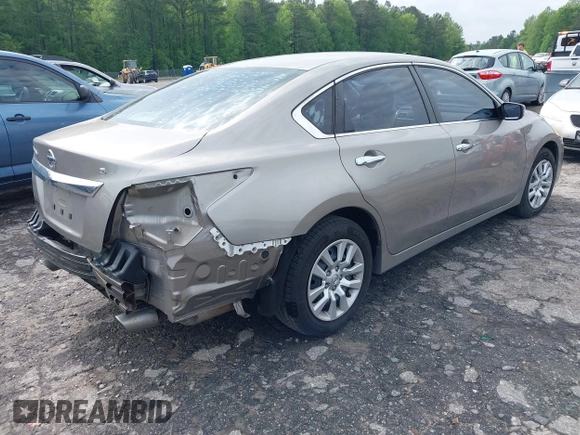 2015 Nissan Altima 2.5 S with VIN 1N4AL3AP1FC228708, listed as a IAAI auction lot 42097858 with 192,802 mi miles. Bid and sale history available at carsss.com. Image 4.
