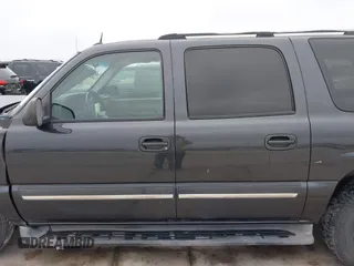 2005 Chevrolet Suburban LT with VIN 3GNEC16Z95G131012, listed as a IAAI auction lot 41249292 with 269,331 mi miles and . Bid and sale history available at DreamBid. Image 15.