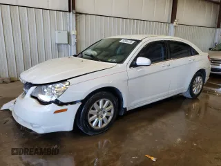2008 Chrysler Sebring LX с VIN 1C3LC46K98N194809, выставлен на аукционе Copart как лот 62084735 с пробегом 129 329 миль миль и Списание • Salvage title. История ставок и продаж доступна на DreamBid. Изображение 1.